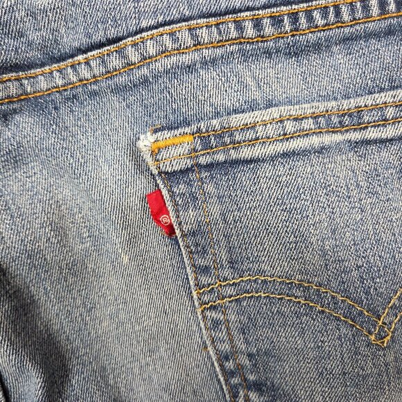 Levis 569 Jeans Mens 31X30 Blue Loose Straight Medium Wash Denim Preppy Workwear - Picture 4 of 12